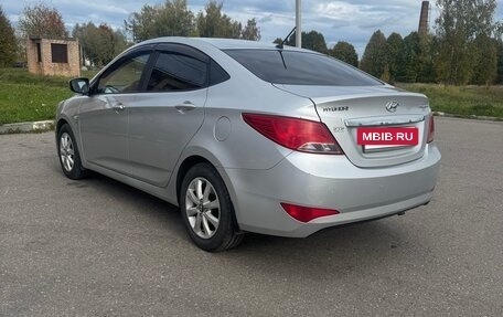 Hyundai Solaris II рестайлинг, 2015 год, 690 000 рублей, 6 фотография