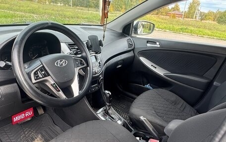 Hyundai Solaris II рестайлинг, 2015 год, 690 000 рублей, 12 фотография