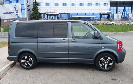 Volkswagen Multivan T5, 2009 год, 1 200 000 рублей, 3 фотография