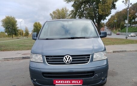 Volkswagen Multivan T5, 2009 год, 1 200 000 рублей, 2 фотография