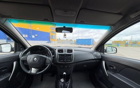 Renault Logan II, 2015 год, 710 000 рублей, 10 фотография