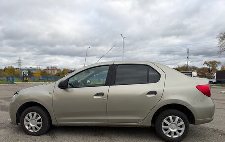 Renault Logan II, 2015 год, 710 000 рублей, 2 фотография
