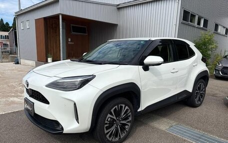Toyota Yaris Cross, 2023 год, 1 470 000 рублей, 1 фотография