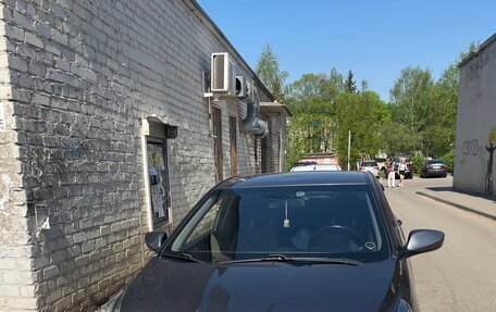 Hyundai Solaris II рестайлинг, 2011 год, 700 000 рублей, 3 фотография