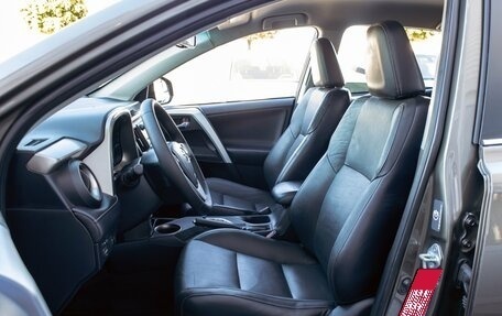 Toyota RAV4, 2014 год, 2 055 000 рублей, 13 фотография