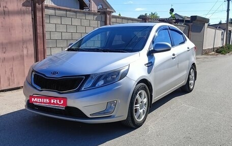 KIA Rio III рестайлинг, 2012 год, 760 000 рублей, 2 фотография