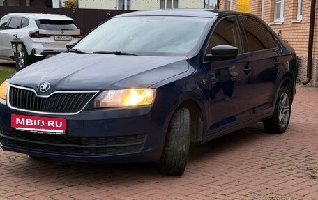 Skoda Rapid I, 2015 год, 650 000 рублей, 2 фотография