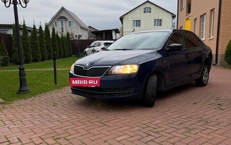 Skoda Rapid I, 2015 год, 650 000 рублей, 3 фотография