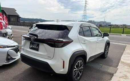 Toyota Yaris Cross, 2023 год, 1 470 000 рублей, 6 фотография