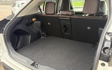 Toyota Yaris Cross, 2023 год, 1 470 000 рублей, 16 фотография