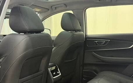 Chery Tiggo 8 I, 2022 год, 1 550 000 рублей, 7 фотография