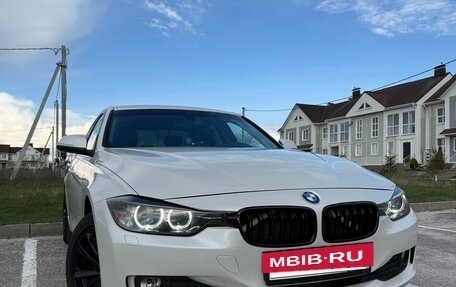 BMW 3 серия, 2014 год, 1 450 000 рублей, 9 фотография