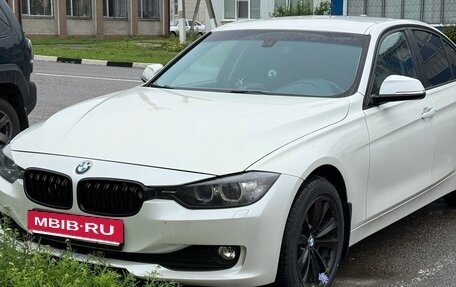 BMW 3 серия, 2014 год, 1 450 000 рублей, 12 фотография