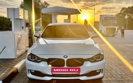 BMW 3 серия, 2014 год, 1 450 000 рублей, 16 фотография