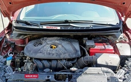 Hyundai Elantra V, 2011 год, 850 000 рублей, 2 фотография