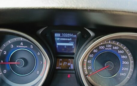Hyundai Elantra V, 2011 год, 850 000 рублей, 12 фотография