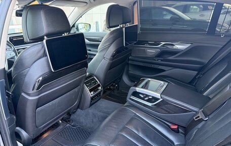 BMW 7 серия, 2019 год, 4 999 999 рублей, 6 фотография
