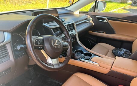 Lexus RX IV рестайлинг, 2018 год, 4 050 000 рублей, 5 фотография