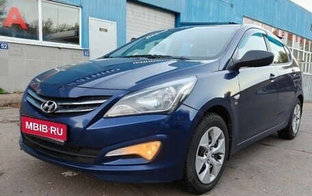 Hyundai Solaris II рестайлинг, 2015 год, 950 000 рублей, 4 фотография