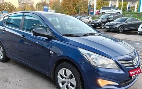 Hyundai Solaris II рестайлинг, 2015 год, 950 000 рублей, 10 фотография