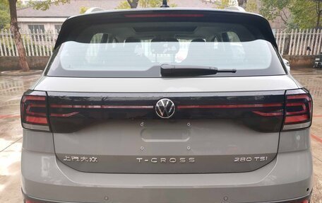 Volkswagen T-Cross I, 2022 год, 1 429 000 рублей, 7 фотография