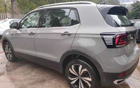 Volkswagen T-Cross I, 2022 год, 1 429 000 рублей, 8 фотография
