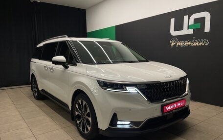 KIA Carnival, 2022 год, 3 800 000 рублей, 1 фотография