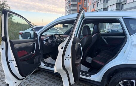 Geely Coolray I, 2022 год, 1 490 000 рублей, 11 фотография