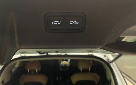KIA Carnival, 2022 год, 3 800 000 рублей, 9 фотография