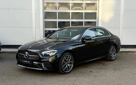 Mercedes-Benz E-Класс, 2020 год, 5 500 000 рублей, 1 фотография