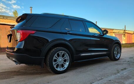 Ford Explorer VI, 2021 год, 3 900 000 рублей, 4 фотография