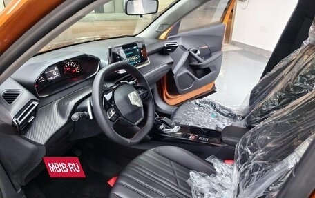 Peugeot 2008 II, 2023 год, 1 210 000 рублей, 11 фотография