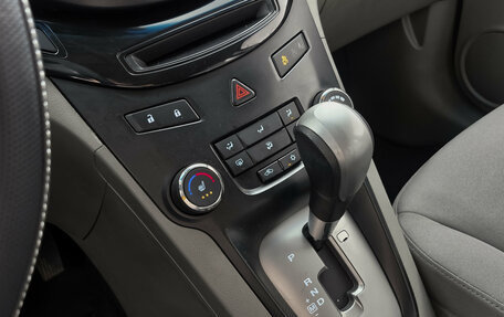 Chevrolet Orlando I, 2012 год, 909 000 рублей, 19 фотография