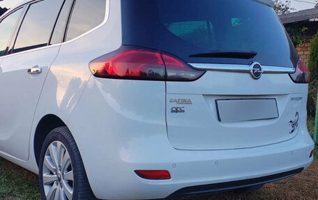 Opel Zafira C рестайлинг, 2013 год, 1 240 000 рублей, 2 фотография