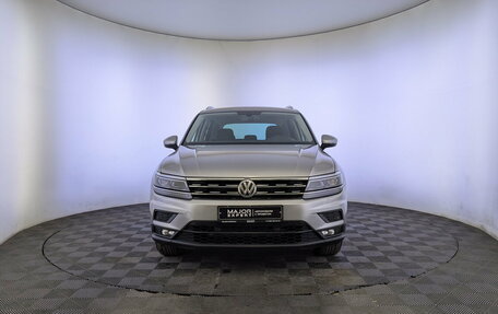 Volkswagen Tiguan II, 2018 год, 2 800 000 рублей, 2 фотография