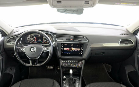 Volkswagen Tiguan II, 2018 год, 2 800 000 рублей, 14 фотография