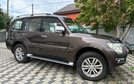 Mitsubishi Pajero IV, 2017 год, 3 300 000 рублей, 2 фотография