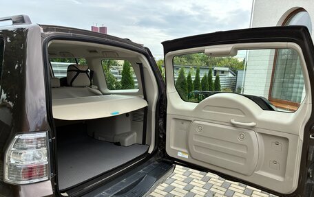 Mitsubishi Pajero IV, 2017 год, 3 300 000 рублей, 3 фотография
