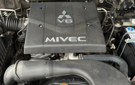 Mitsubishi Pajero IV, 2017 год, 3 300 000 рублей, 12 фотография