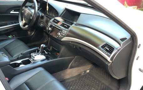 Honda Crosstour I рестайлинг, 2014 год, 1 450 000 рублей, 17 фотография