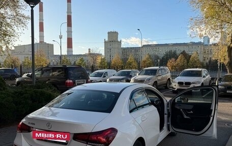 Mercedes-Benz A-Класс, 2019 год, 2 300 000 рублей, 2 фотография