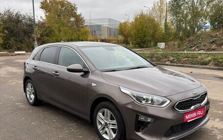 KIA cee'd III, 2019 год, 1 690 000 рублей, 2 фотография