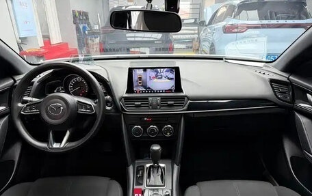 Mazda CX-4, 2022 год, 1 985 002 рублей, 8 фотография