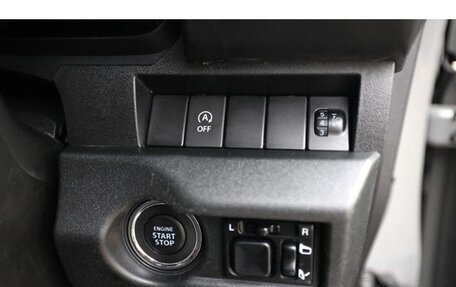 Suzuki Jimny, 2023 год, 1 510 000 рублей, 14 фотография