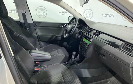 Skoda Rapid I, 2015 год, 840 000 рублей, 10 фотография