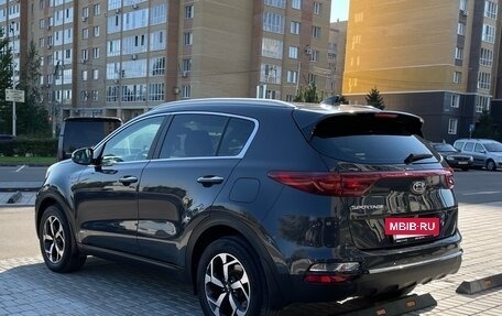 KIA Sportage IV рестайлинг, 2018 год, 2 115 000 рублей, 3 фотография