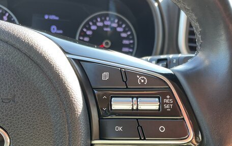 KIA Sportage IV рестайлинг, 2018 год, 2 115 000 рублей, 21 фотография