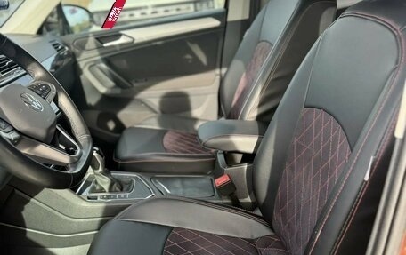 Volkswagen Tiguan II, 2021 год, 2 250 000 рублей, 13 фотография