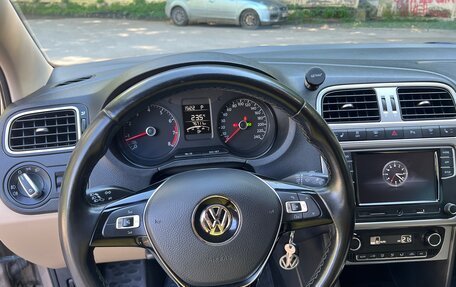 Volkswagen Polo VI (EU Market), 2017 год, 1 700 000 рублей, 7 фотография