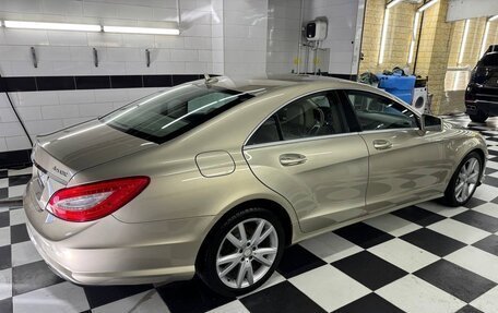 Mercedes-Benz CLS, 2012 год, 1 900 000 рублей, 4 фотография